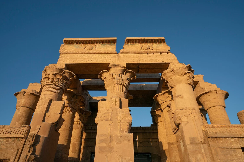 Dahabiya Nile cruises