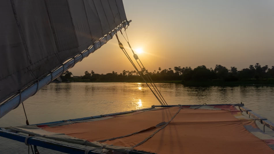 Luxor Sightseeing with Felucca Ride Experience