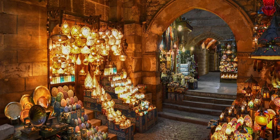 Fai shopping a Khan El Khalili durante la Vacanza di Natale in Egitto