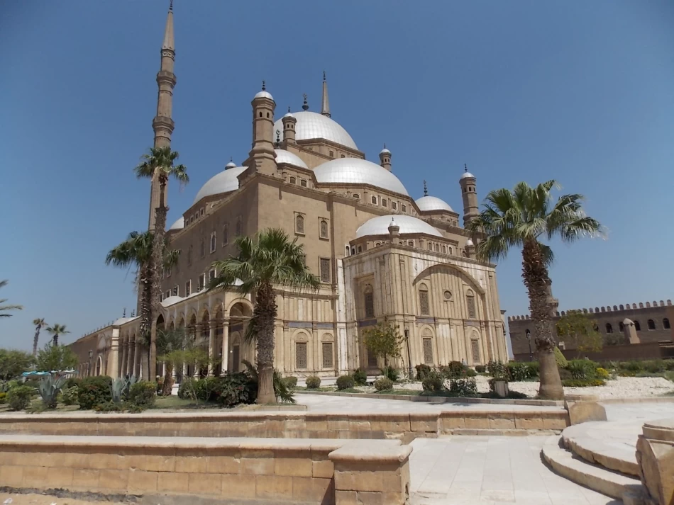 Explora la Mezquita de Mohamed Ali con los tours de Año Nuevo en Egipto