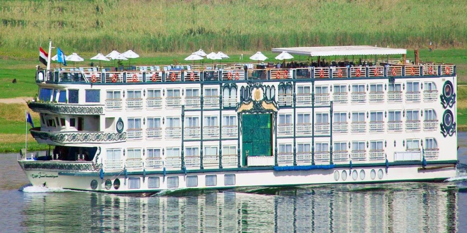 Sonesta St. George. Crucero de lujo