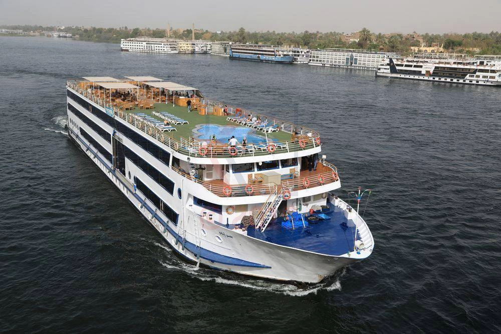 Cruise Egypt in style with Blue Shadow