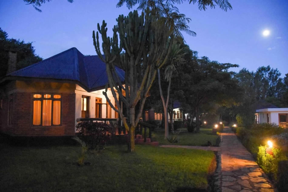 Soggiorna al Bougainvillea Safari Lodge durante i viaggi in Africa
