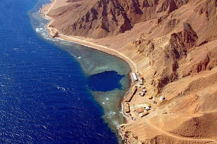 Tour Blue Hole Dahab – Bucea y Relájate