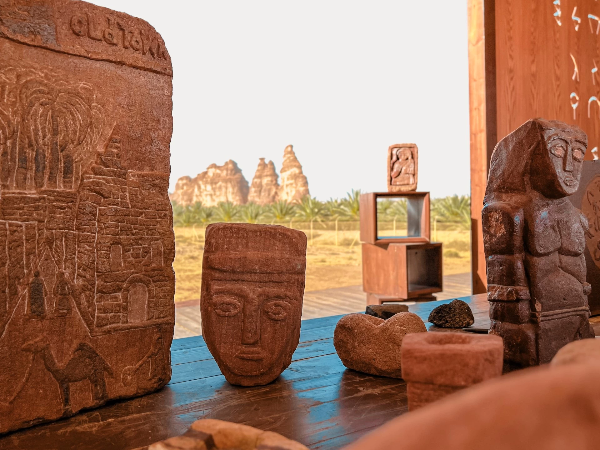 Explora Jabal Ikmah en Al Ula.