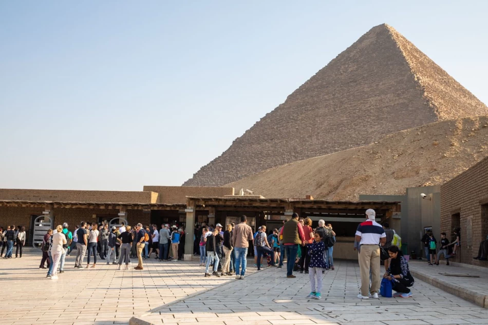 Enjoy a full-day adventure to Cairo and the Giza Pyramids