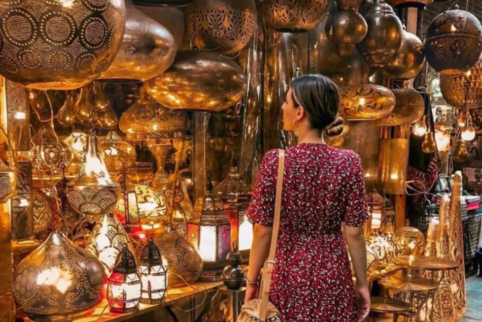 Egypt tour packages let you discover Khan El Khalili