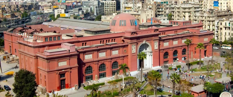 discover Egyptian museum through Egypt luxury private tours