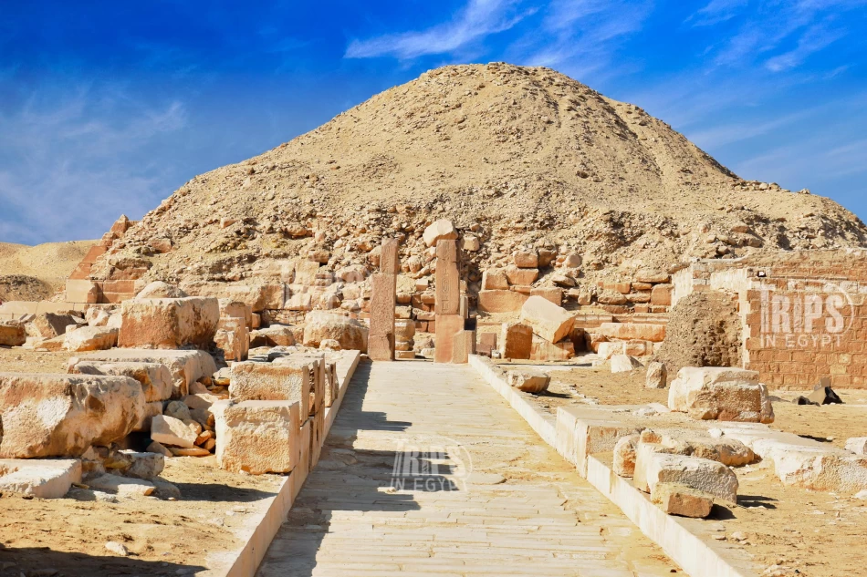 Day Tour Pyramids Cairo