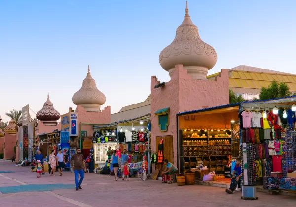 Relax in the Red Sea paradise of Sharm El Sheikh with luxury trips to egypt