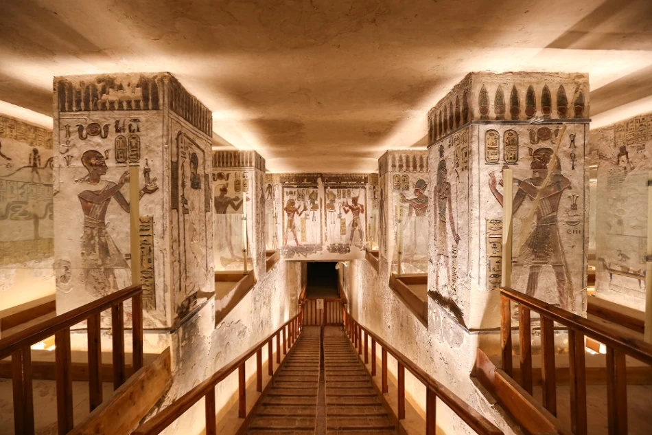 Valley of the Kings entrance – Tombs of pharaohs in Luxor's West Bank