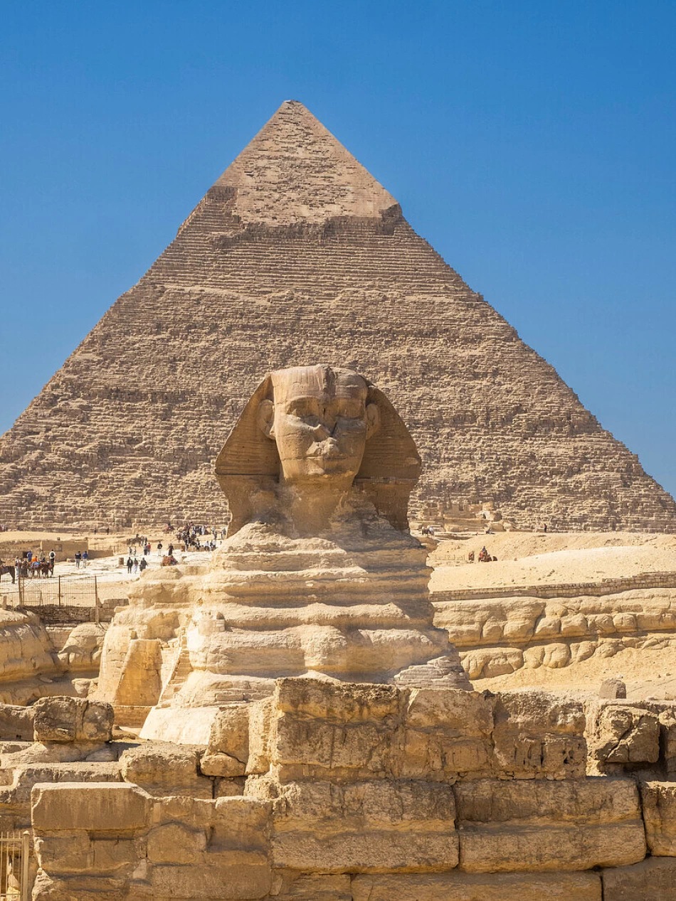 Iconic limestone statue near the Pyramids