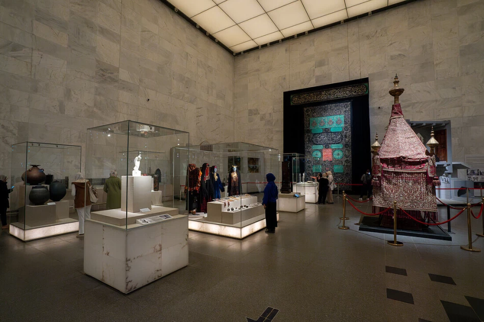 Guided tour of the National Museum of Egyptian Civilization
