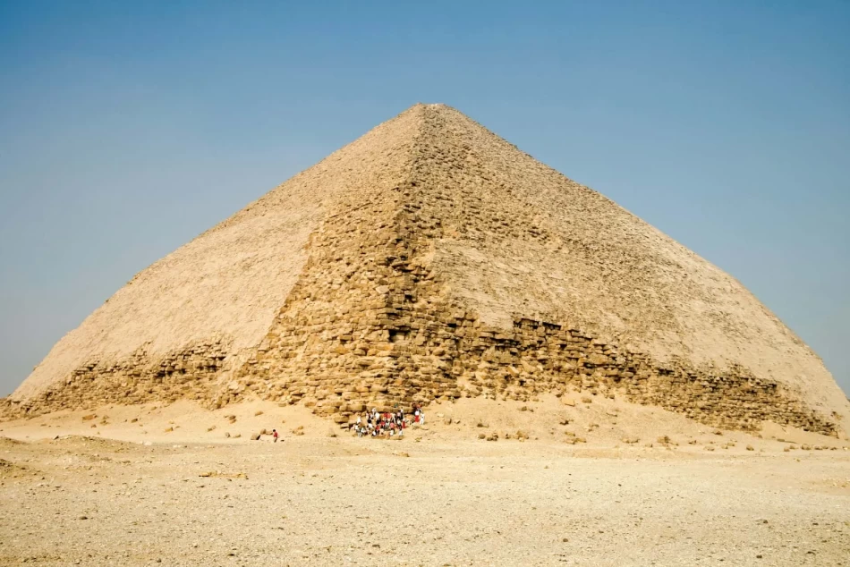 Dahshur Pyramid Explore