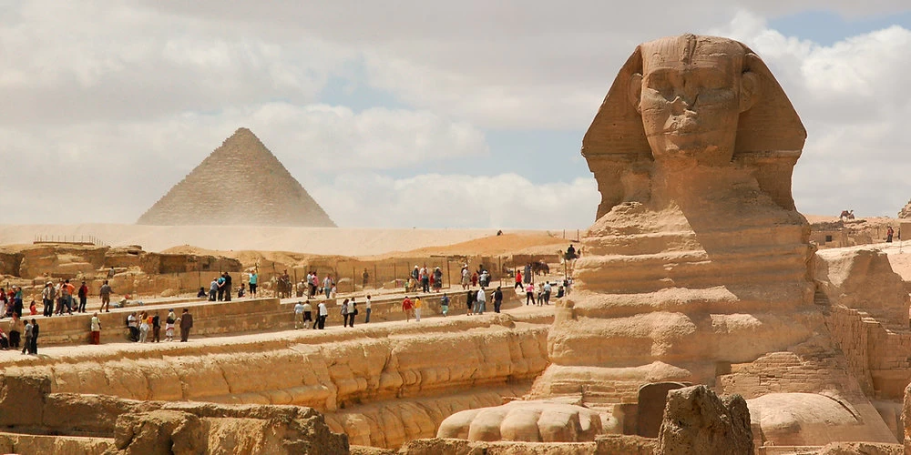 explore Giza Pyramids Tour with luxury egypt tours