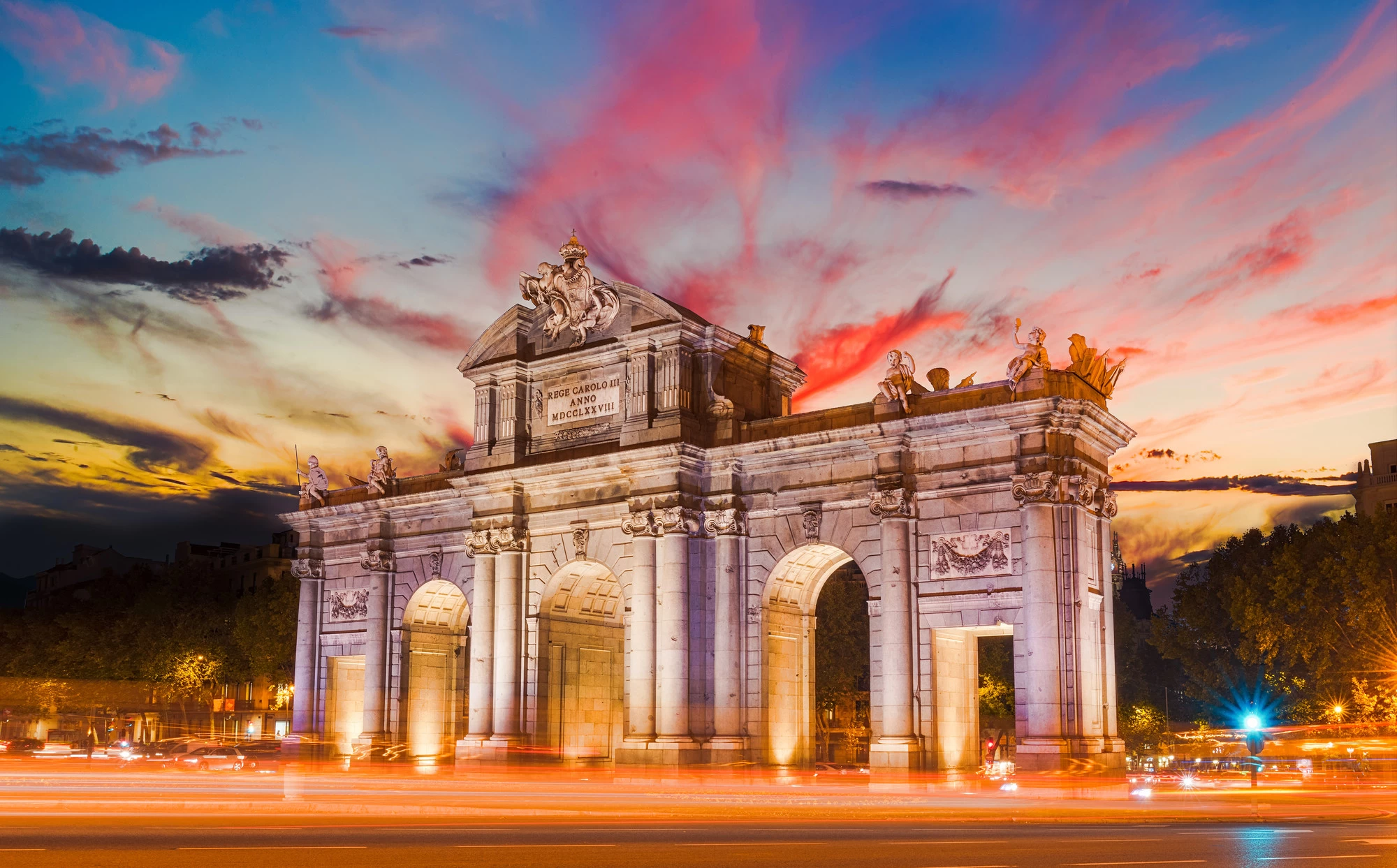 la puerta de alcalá historia