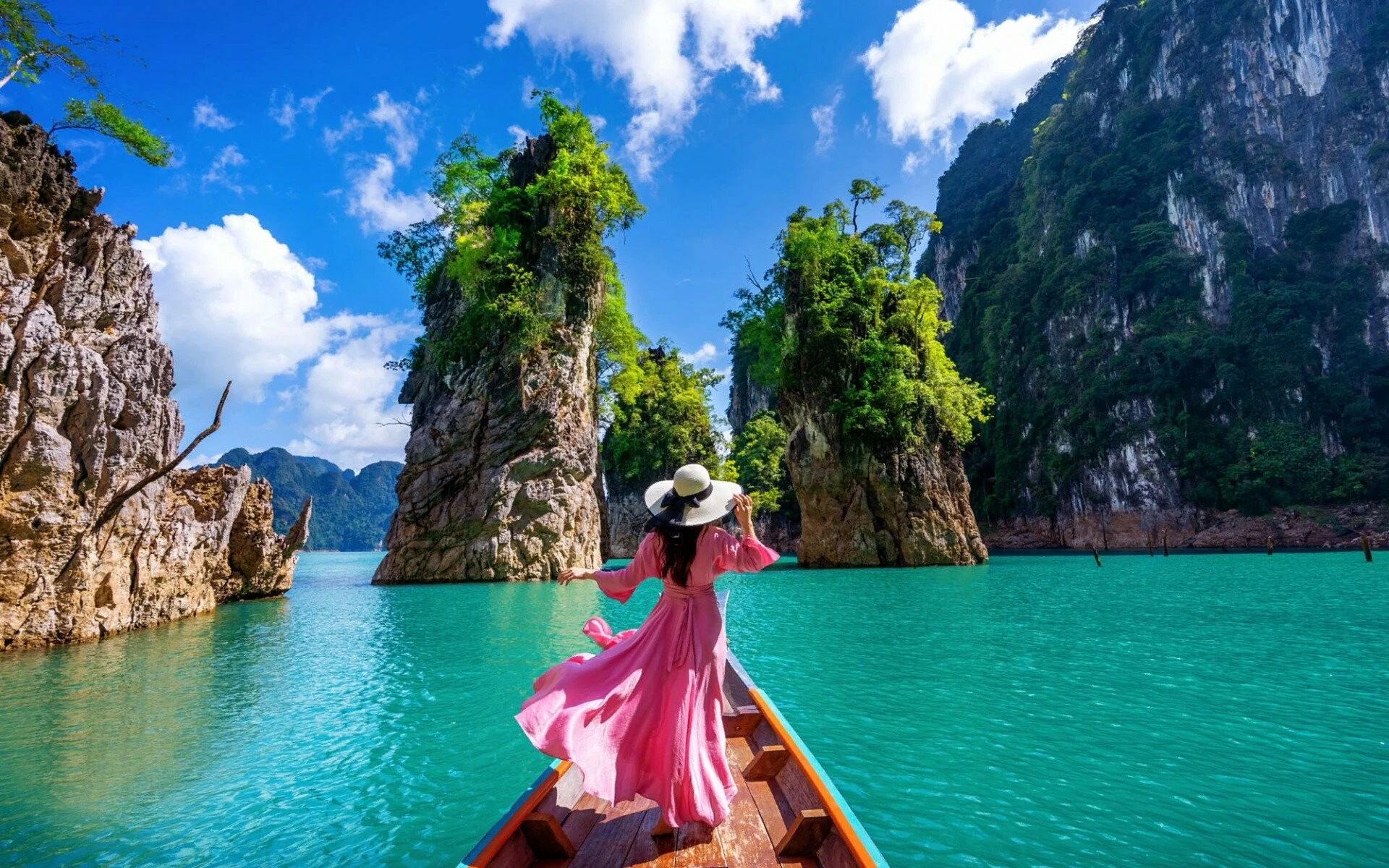 Why is Thailand Famous?
