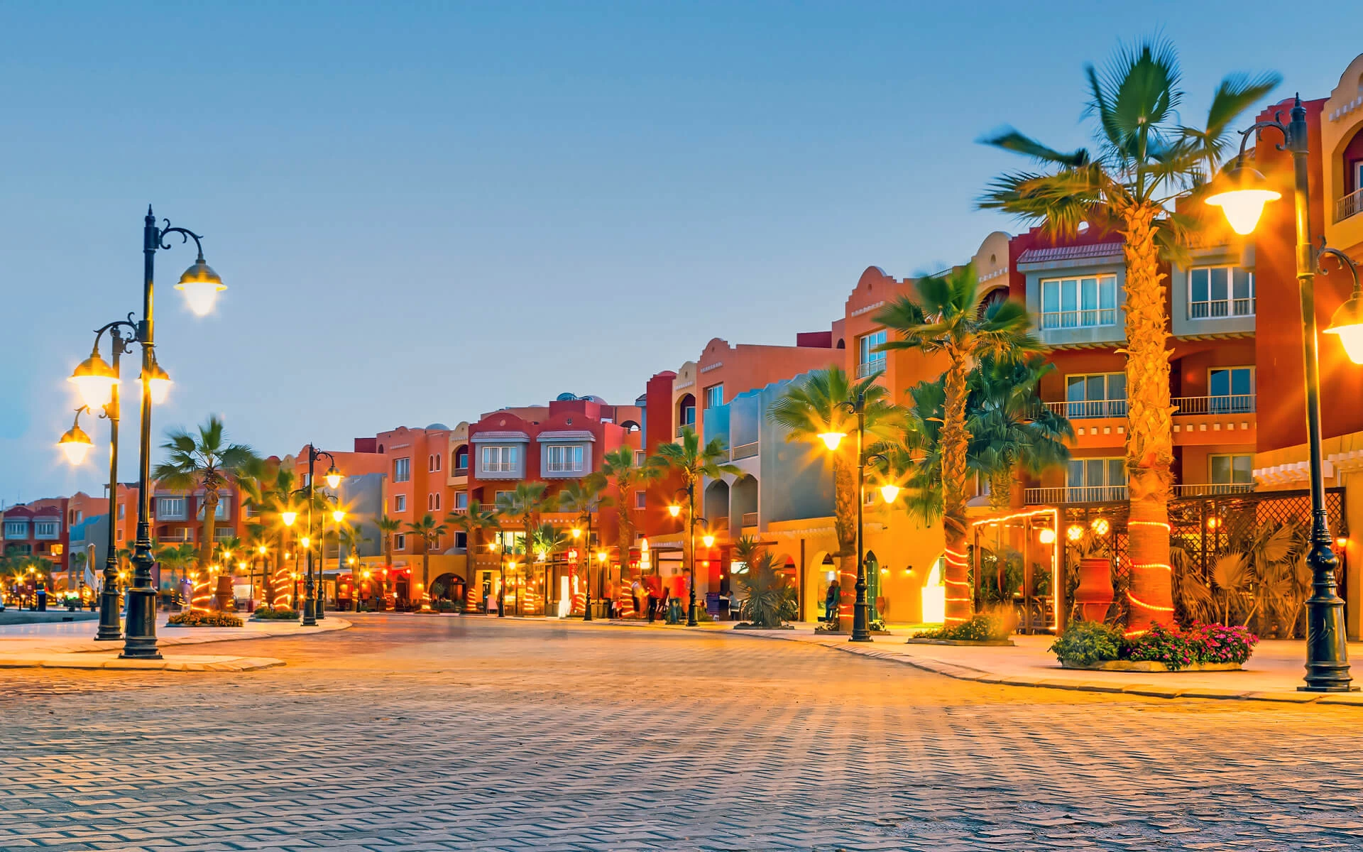 13 Días / 12 Noches Recorrido por El Cairo, Asuán y Hurghada