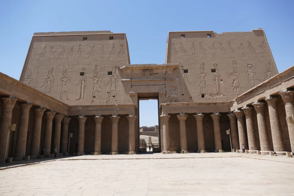 Kom Ombo and Edfu tour